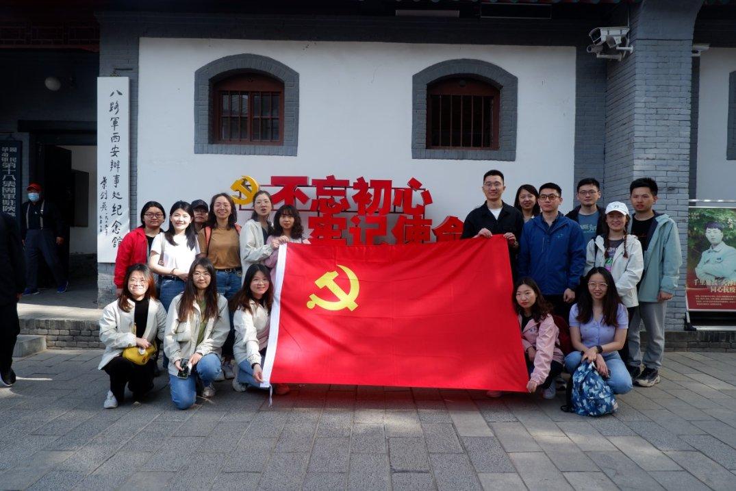 人民群众的幸福生活就是工作的意义